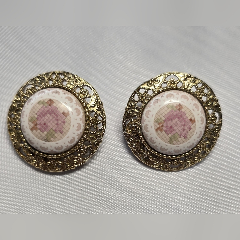 Vintage Gold and Pink Floral Clip On Earrings